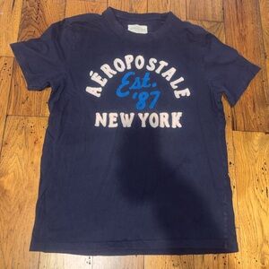 Y2K Aeropostale Men’s Navy and White Logo Tee Shirt Size Large